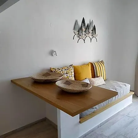 Megali Ammos House